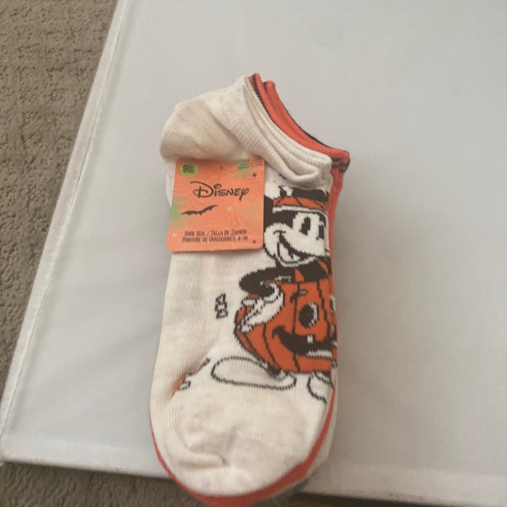 Disney Mickey Mouse no shoe socks